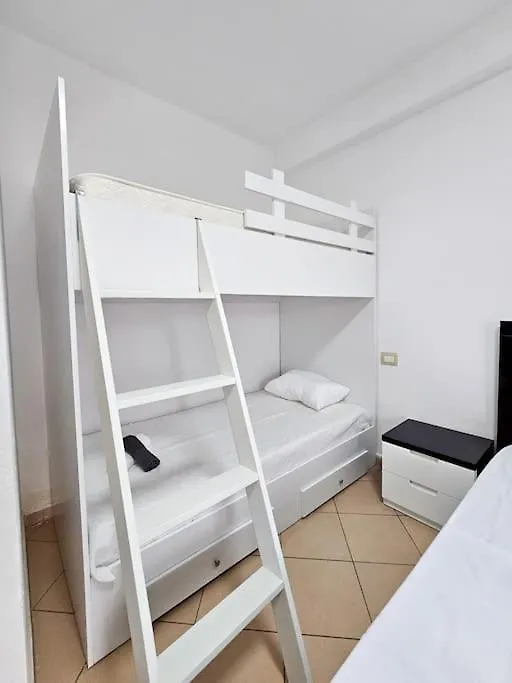 Lovely Beach Apartment In Durres