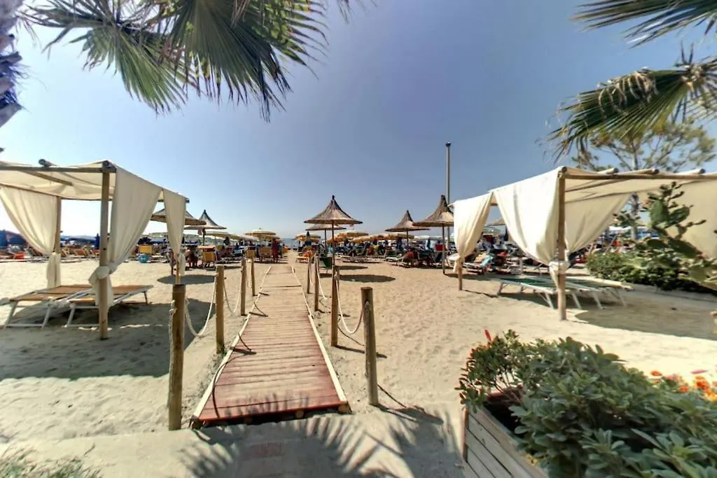 Lovely Beach Apartment In Durres Albania